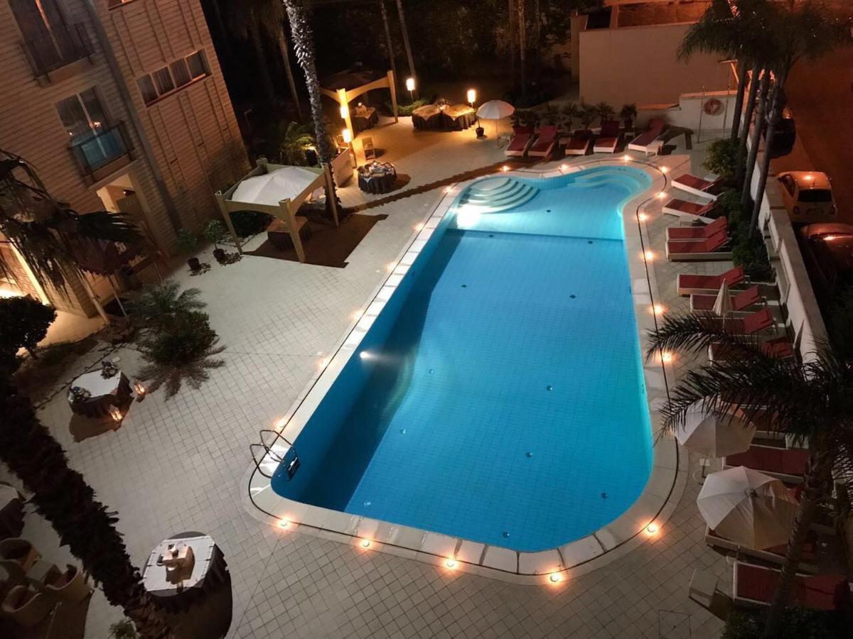 Grand Hotel Yachting Palace Riposto ภายนอก รูปภาพ