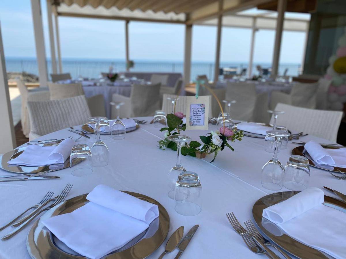 Grand Hotel Yachting Palace Riposto ภายนอก รูปภาพ